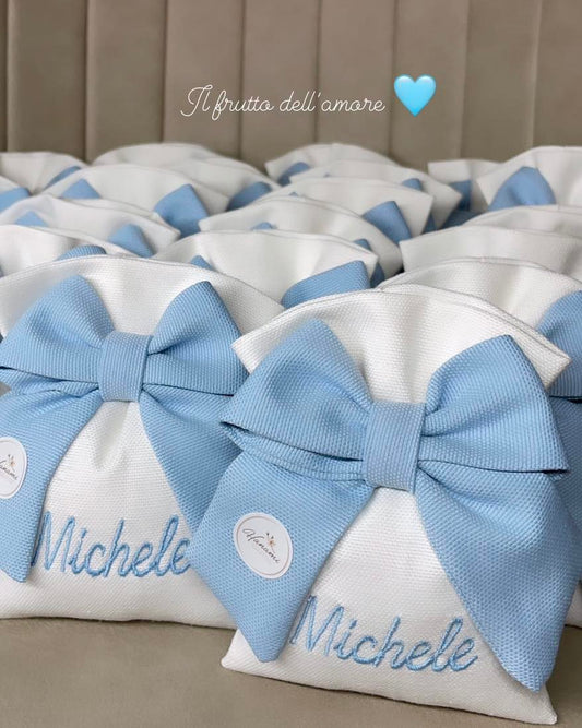 Sacchetto con fioccone in tessuti