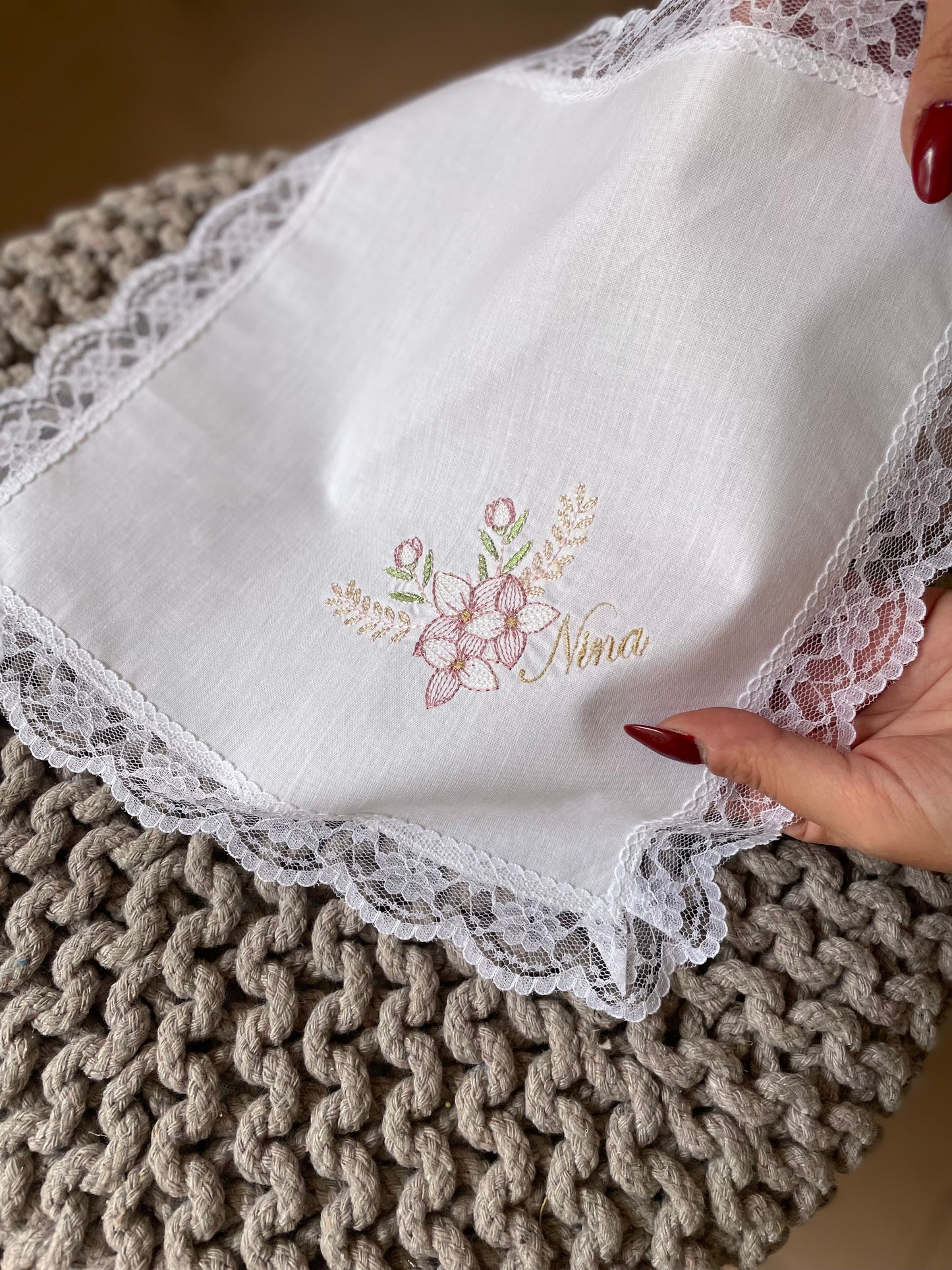 - RICAMO - Fazzoletto battesimale Daphne