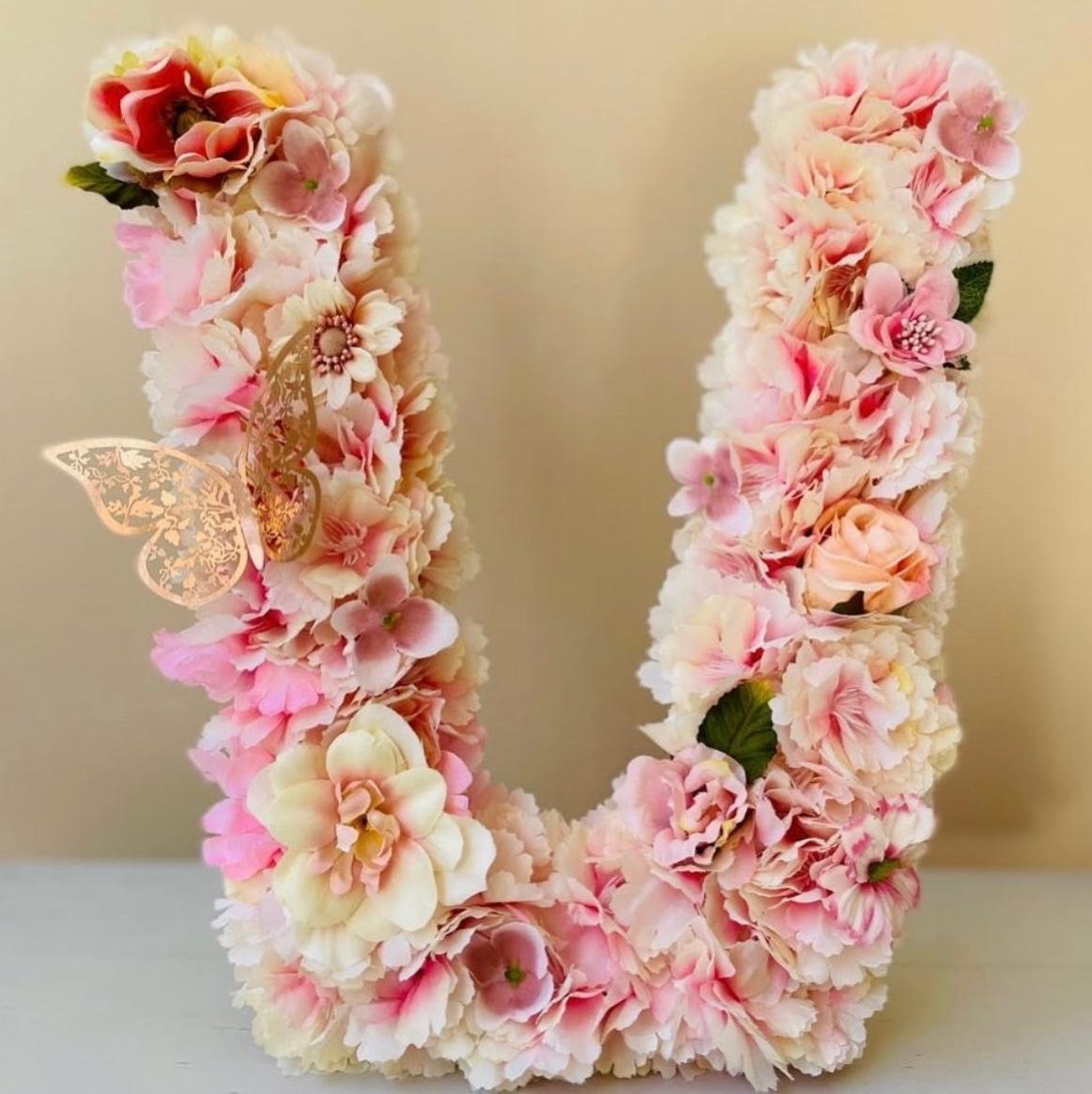 Lettera con Fiori con gancio