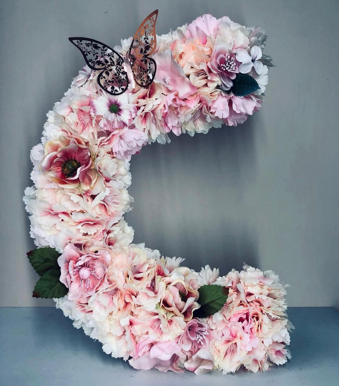 Lettera con Fiori con gancio