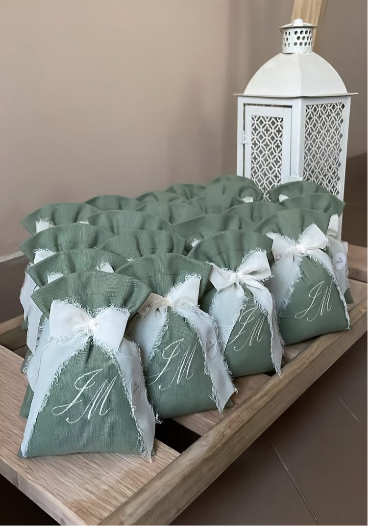 Sacchetto con fiocco in chiffon