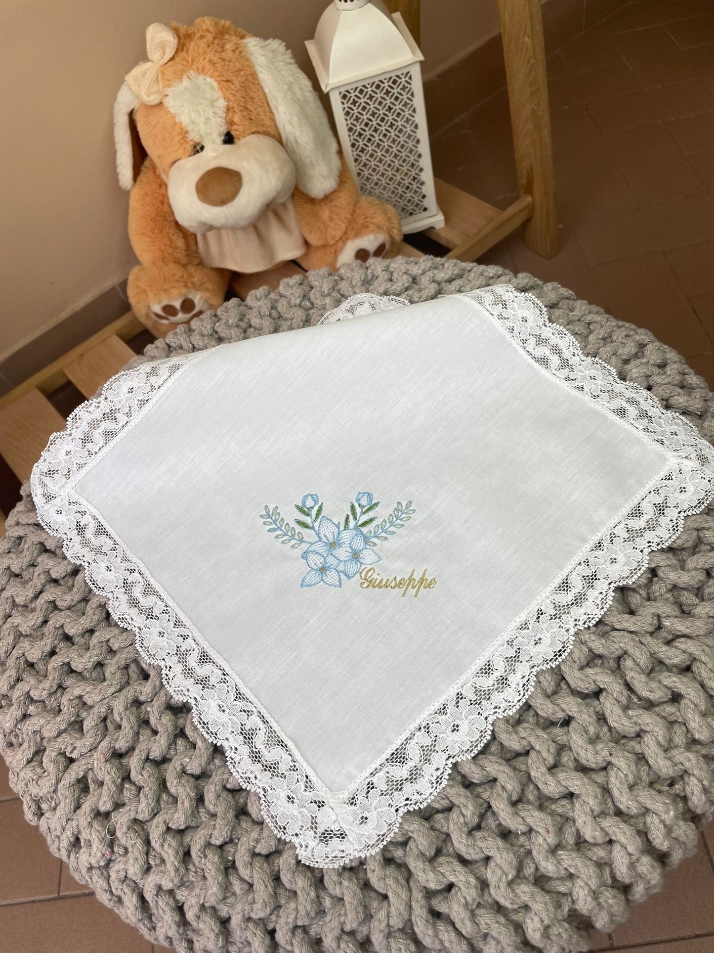 - RICAMO - Fazzoletto battesimale Daphne