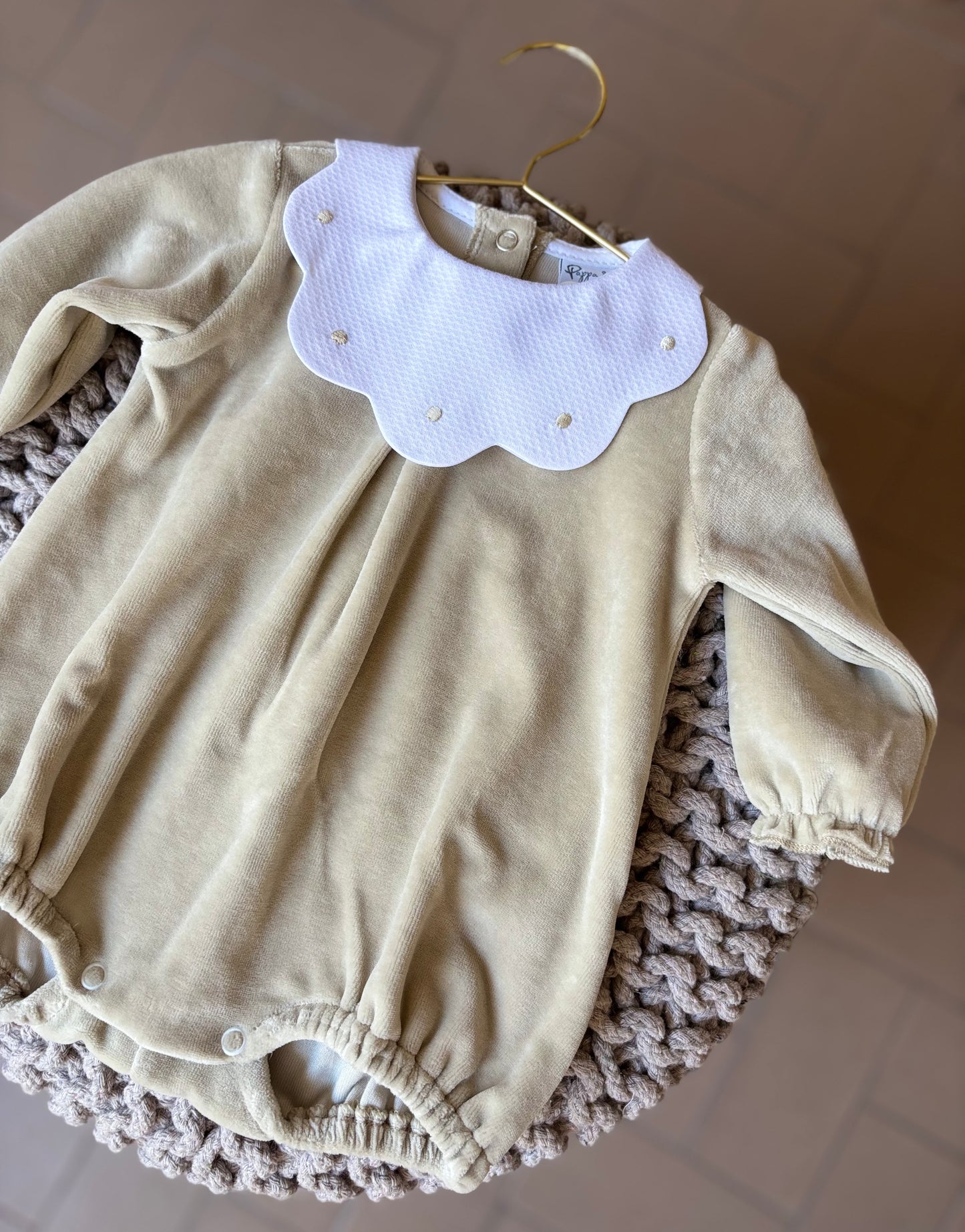 Pagliaccetto -scollo nuvola-