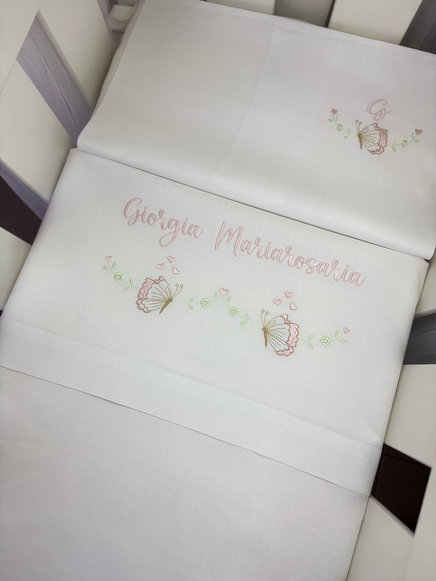 - RICAMO - Lenzuolino con farfalle